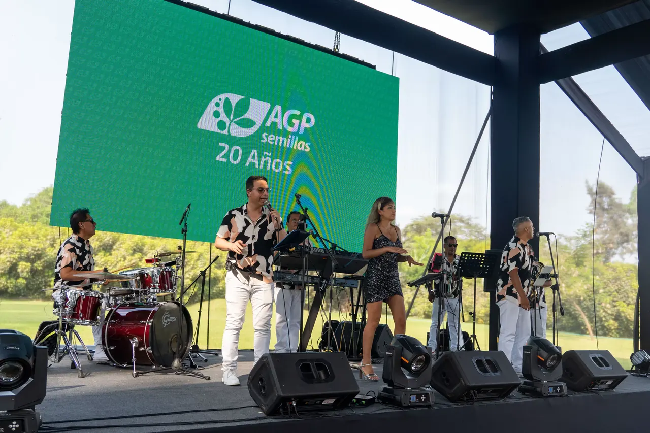 Foto 5 de 20 años de AGP Semillas