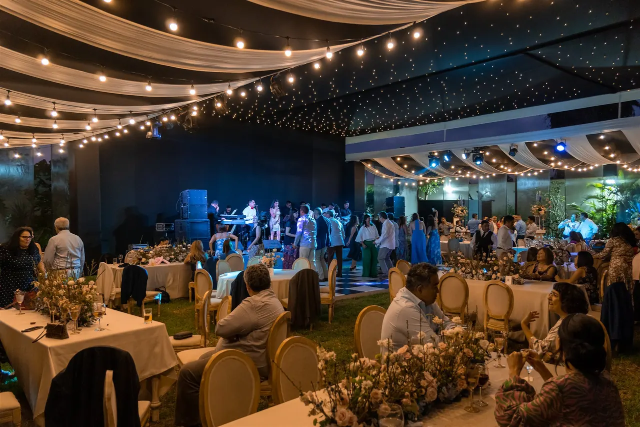 Ambientación del aniversario de bodas de 20 años